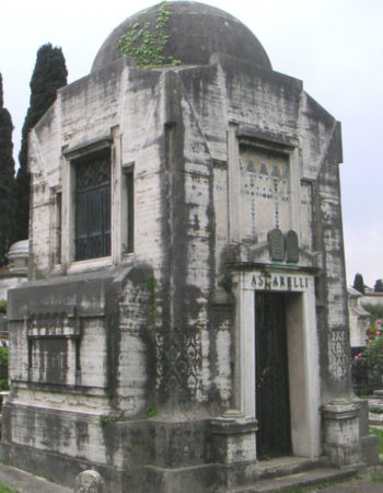 Verano Monumental Cemetery