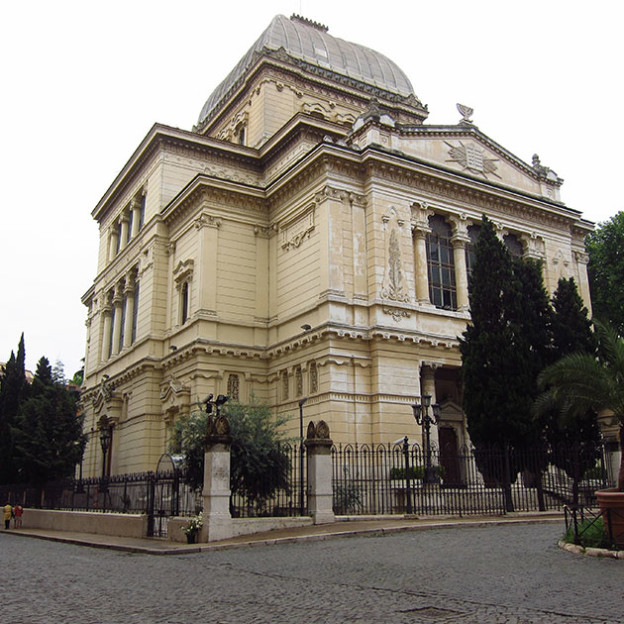 Tempio Maggiore - The Great Synagogue of Rome | Visit Jewish Italy